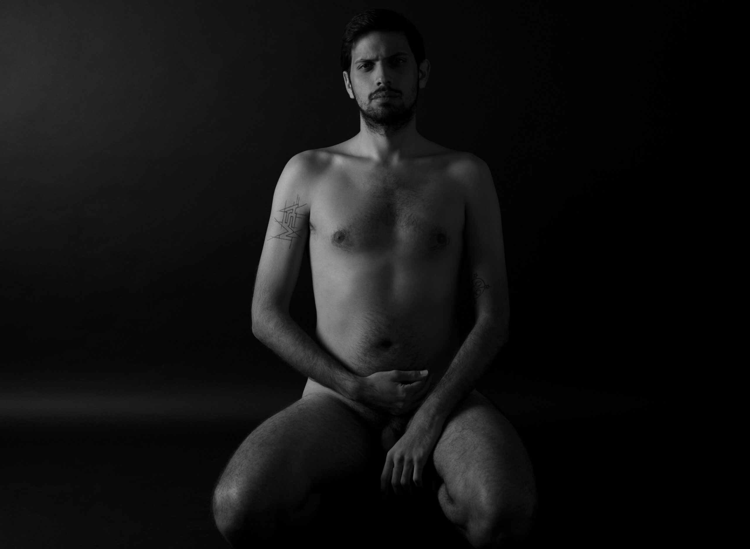 Un modèle sans vêtements